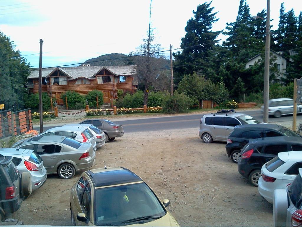 Hosteria Nuevo Pinar Bariloche Buitenkant foto