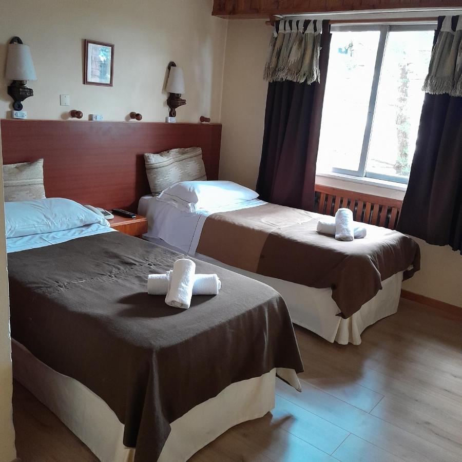 Hosteria Nuevo Pinar Bariloche Buitenkant foto