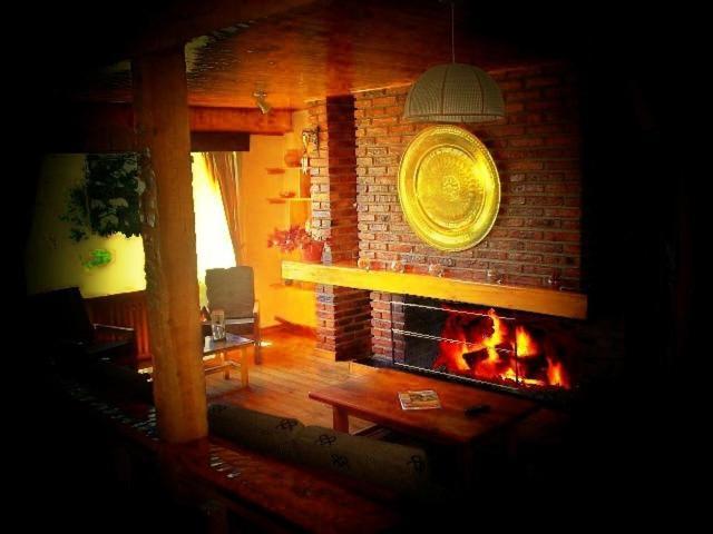 Hosteria Nuevo Pinar Bariloche Buitenkant foto