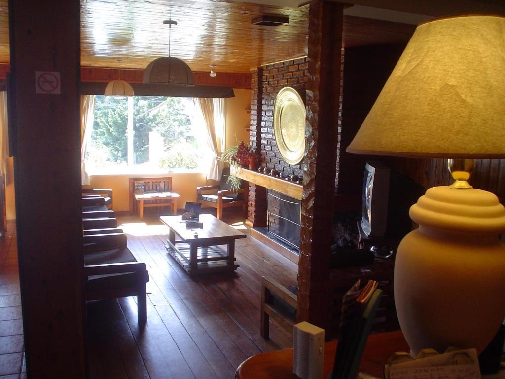 Hosteria Nuevo Pinar Bariloche Buitenkant foto