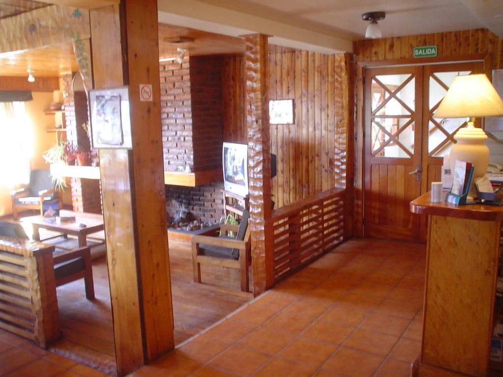 Hosteria Nuevo Pinar Bariloche Buitenkant foto