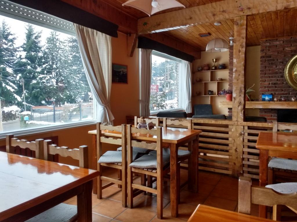Hosteria Nuevo Pinar Bariloche Buitenkant foto